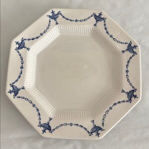 Independence ironstone ash lawn Dinner lunch plate blue white octagonal 10.5”